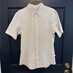 Lululemon Airing Easy Short-Sleeve Shirt